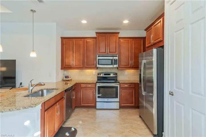 3505  Crosswater  DR, North Fort Myers, FL 33917