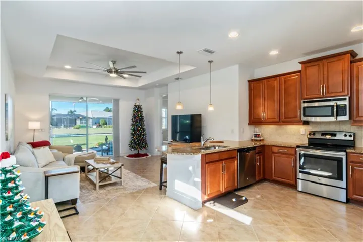 3505  Crosswater  DR, North Fort Myers, FL 33917