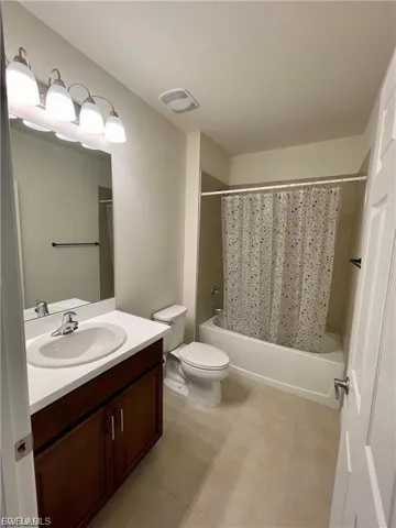 2210 Nw 11th St, Cape Coral, Florida 33993