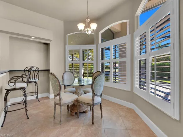 Breakfast Nook