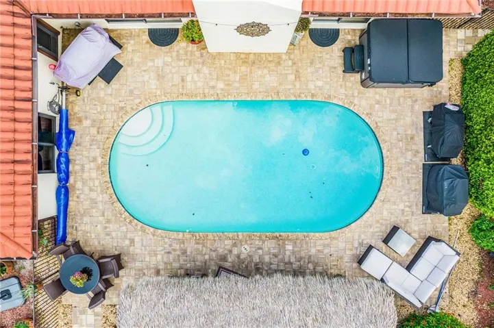 Bird's eye view of a pool area