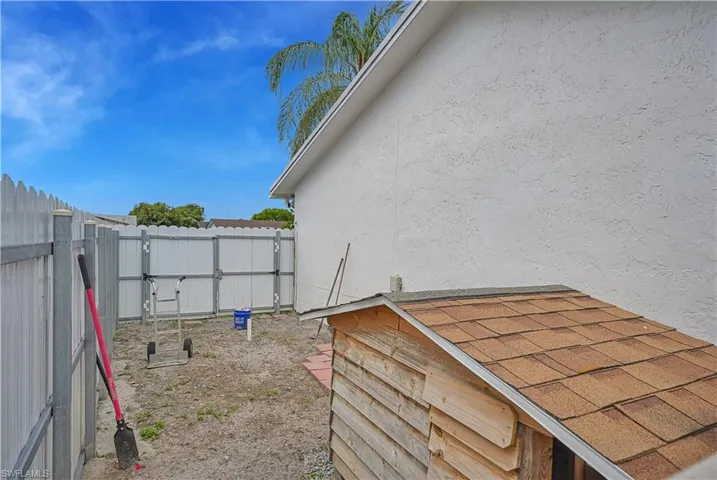 8641 Nw 8th St, Pembroke Pines, Florida 33024