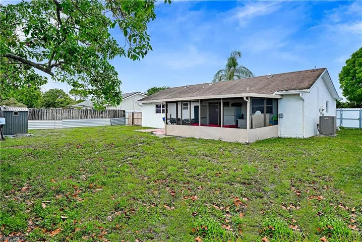 8641 Nw 8th St, Pembroke Pines, Florida 33024