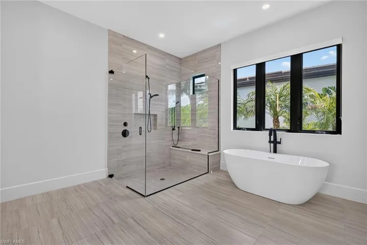 Master suite bathroom