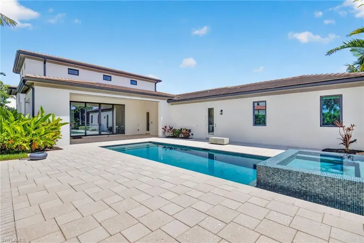 16696 Lucarno Way, Naples, Florida 34110