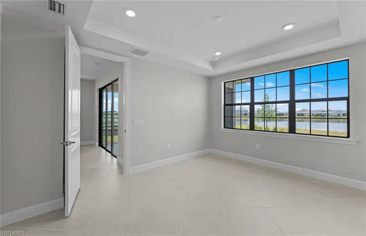Tray ceiling detail - Beautiful, peaceful views!