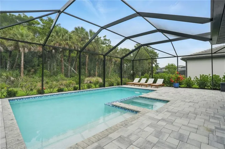 10415  Ventana  LN, Naples, FL 34120