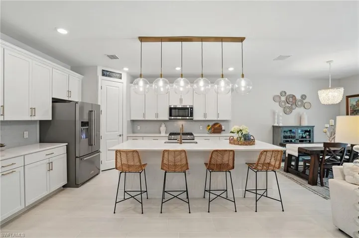 10415  Ventana  LN, Naples, FL 34120