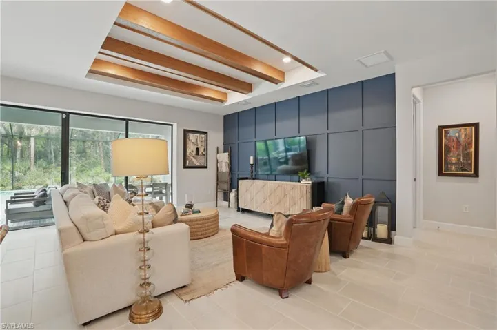10415  Ventana  LN, Naples, FL 34120