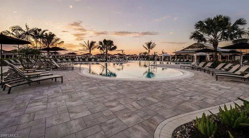 Esplanade by the Islands Coach Homes