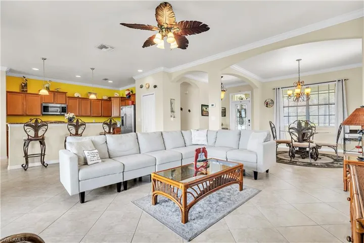 10282 Templeton Ln, Fort Myers, Florida 33913