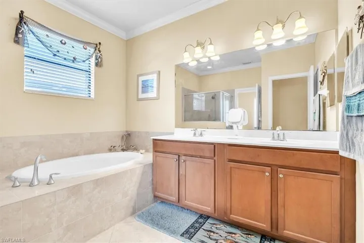 10282 Templeton Ln, Fort Myers, Florida 33913