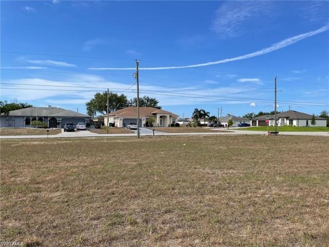 307 NE 19th TER, CAPE CORAL FL 33909