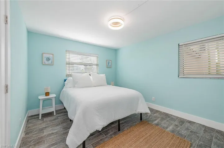 1549  Sandpiper  ST, Naples, FL 34102