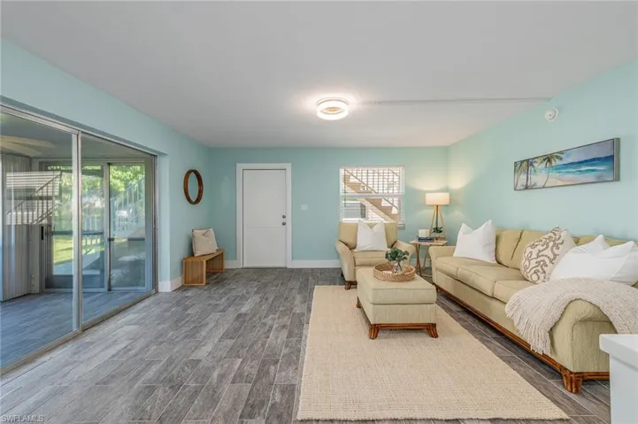 1549  Sandpiper  ST, Naples, FL 34102