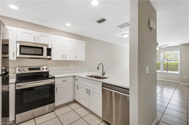 6240 Rattlesnake Hammock Rd, Naples, Florida 34112