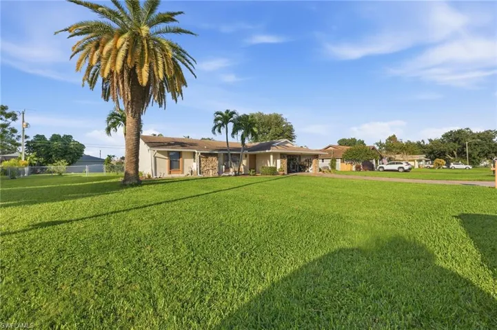 1919 1st St, Cape Coral, Florida 33990
