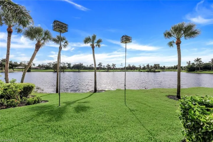 LOVELY Yard- LOVELY VIEW