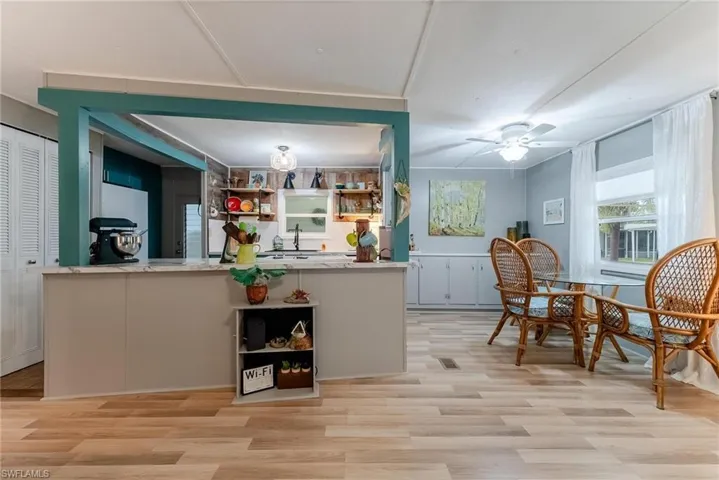 925  Lazy  LN, North Fort Myers, FL 33917