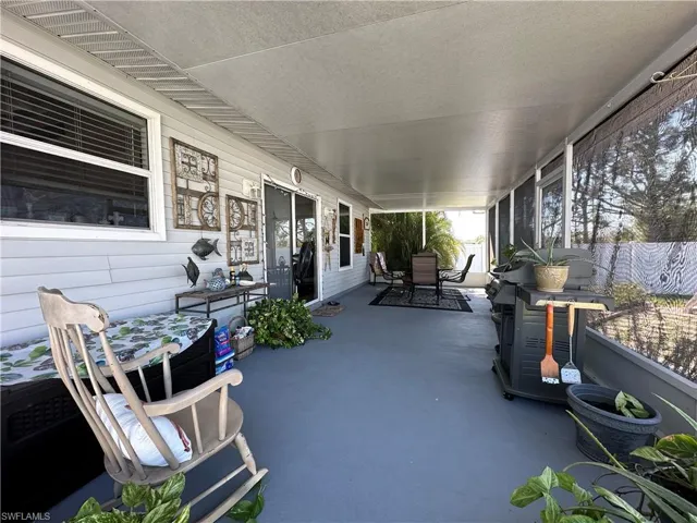 View of expansive Lanai