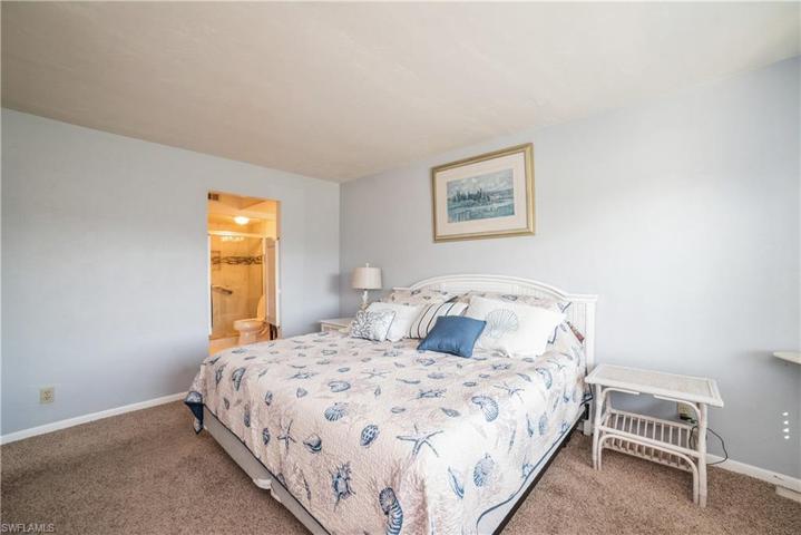 3470  Frosty  WAY, Naples, FL 34112