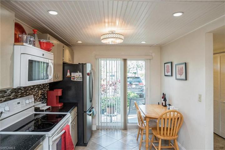 3470  Frosty  WAY, Naples, FL 34112