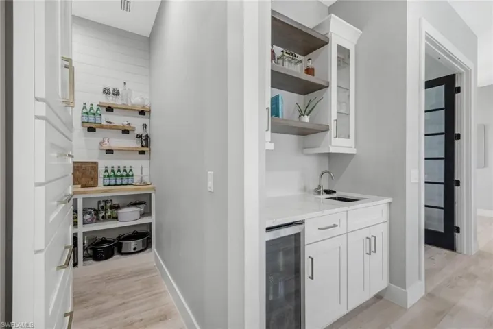 2224 Sw 31st Ln, Cape Coral, Florida 33914