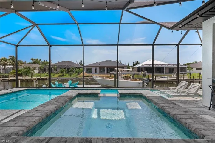 2224 Sw 31st Ln, Cape Coral, Florida 33914
