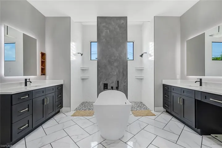 2224 Sw 31st Ln, Cape Coral, Florida 33914