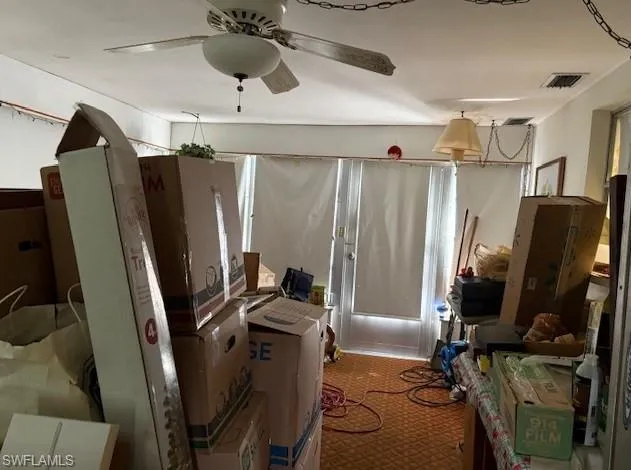 Miscellaneous room with ceiling fan