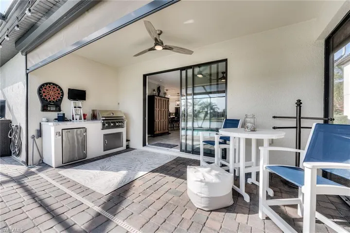 9272  Shadow Oak  LN, Naples, FL 34120