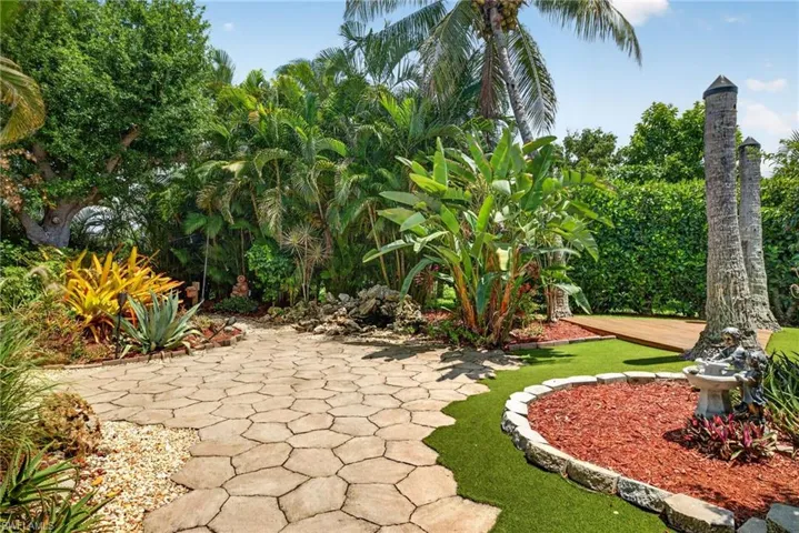 4419 N Pacific Cir, North Fort Myers, Florida 33903
