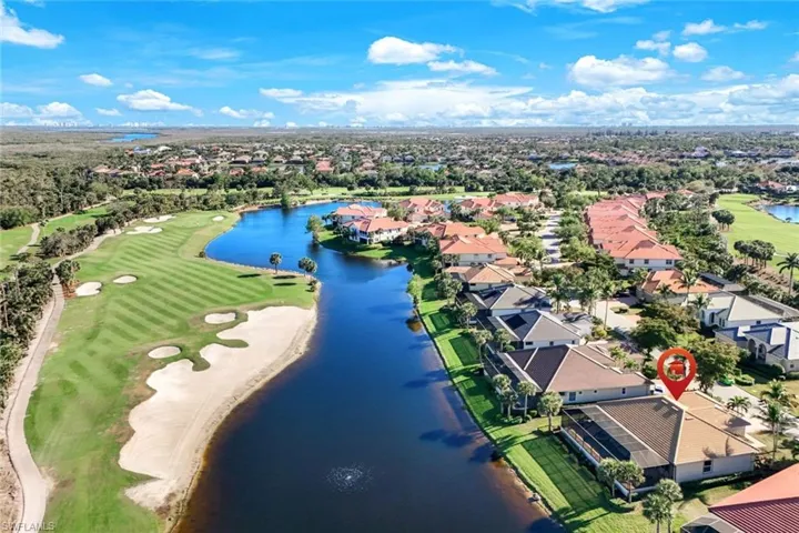 Bird's eye view featuring a residential view, a water view, and view of golf course