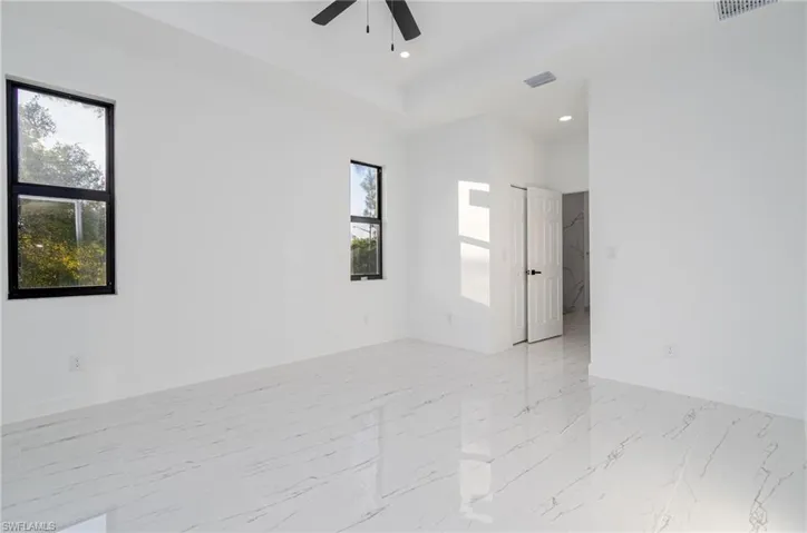Master room with ceiling fan