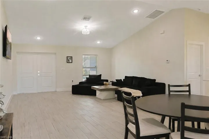 2115 Bahama Ave, Fort Myers, Florida 33905