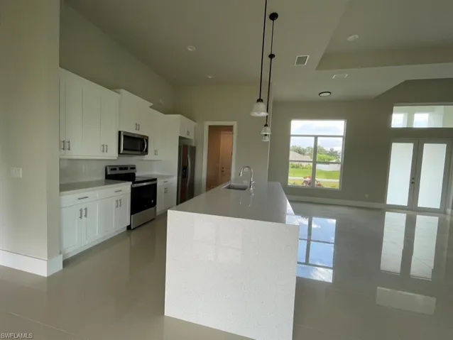 2447 Sw Embers Ter, Cape Coral, Florida 33991