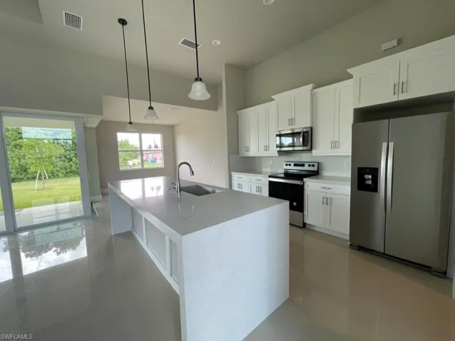 2447 Sw Embers Ter, Cape Coral, Florida 33991