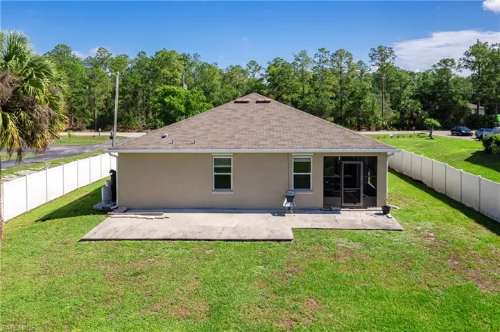 3582 45th Ave Ne, Naples, Florida 34120