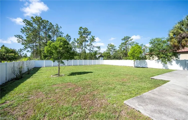 3582 45th Ave Ne, Naples, Florida 34120