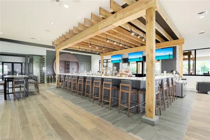 Barrel House bar and restaurant