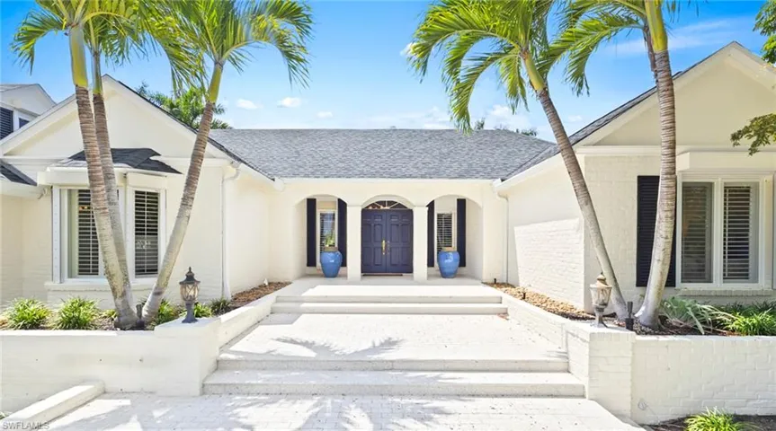 2700 Treasure Ln, Naples, Florida 34102