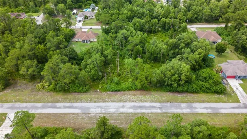 1226 Edelweiss St E, Lehigh Acres, Florida 33974