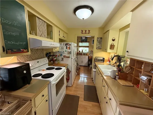1635 Kensington Ct, Fort Myers, Florida 33907