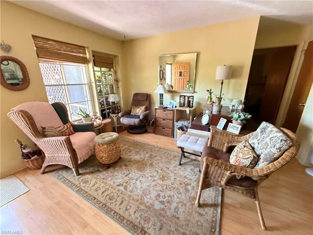 1635 Kensington Ct, Fort Myers, Florida 33907