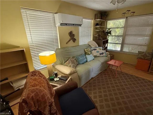 1635 Kensington Ct, Fort Myers, Florida 33907