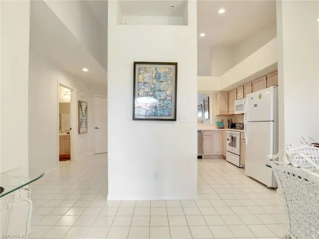 9850  Costa Mesa  LN, Bonita Springs, FL 34135