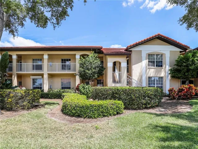 9850  Costa Mesa  LN, Bonita Springs, FL 34135