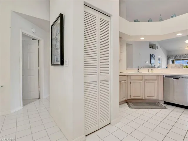 9850  Costa Mesa  LN, Bonita Springs, FL 34135