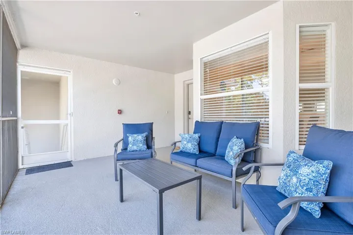 10391  McArthur Palm  LN, Fort Myers, FL 33966