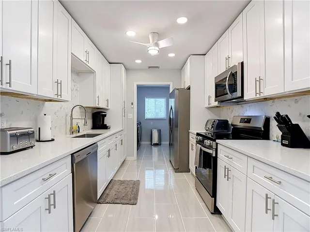 1140 29 St Sw, Naples, Florida 34117